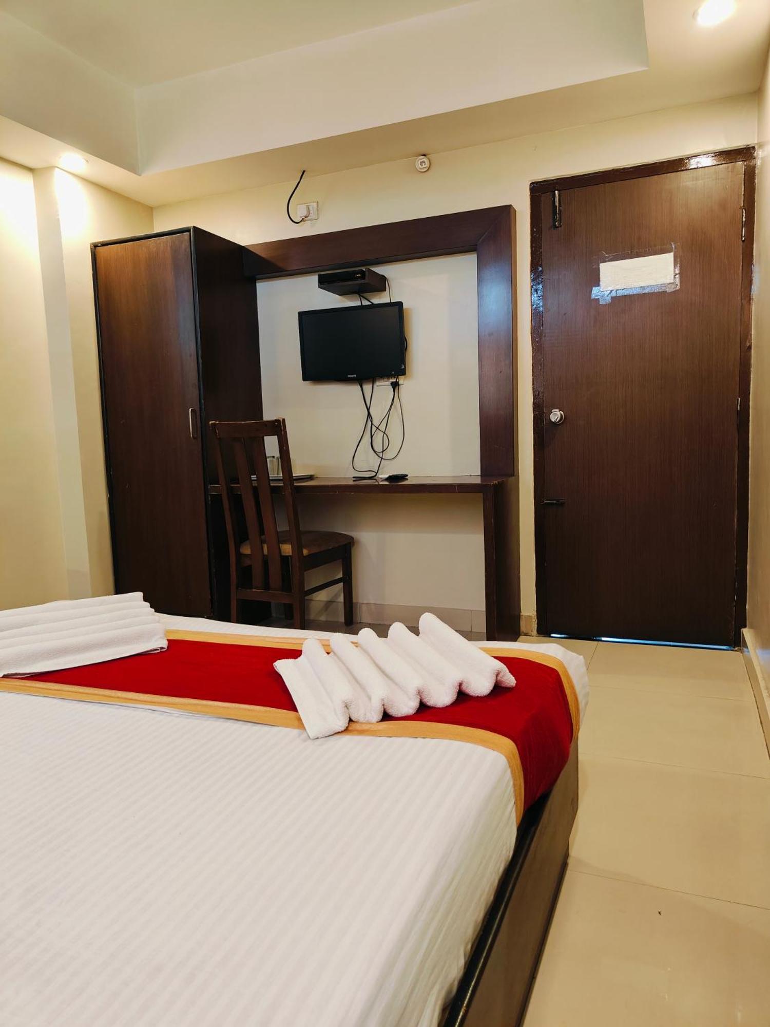 Green Wood Inn Mysore Near Palace Экстерьер фото